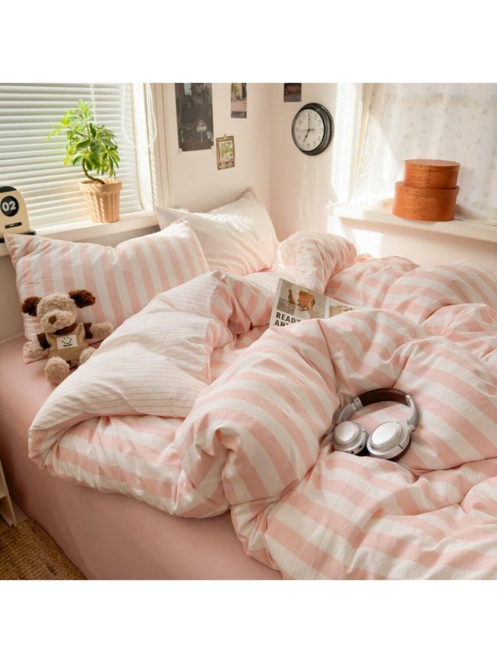 Reversible Twin Striped Comforter Set in Pink & White - Soft & Cozy Bedding